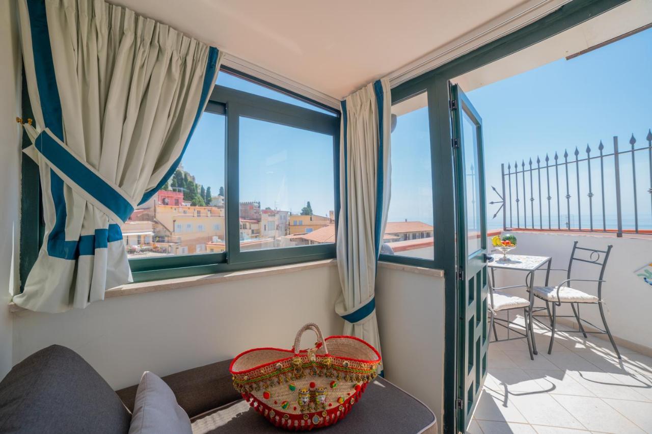 Ottaviano Suite - Elegante Attico Vista Mare Taormina Luaran gambar