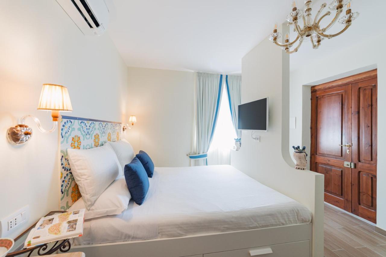 Ottaviano Suite - Elegante Attico Vista Mare Taormina Luaran gambar