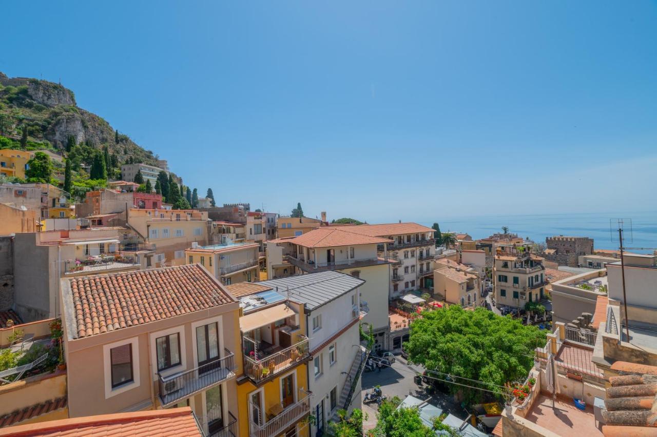 Ottaviano Suite - Elegante Attico Vista Mare Taormina Luaran gambar
